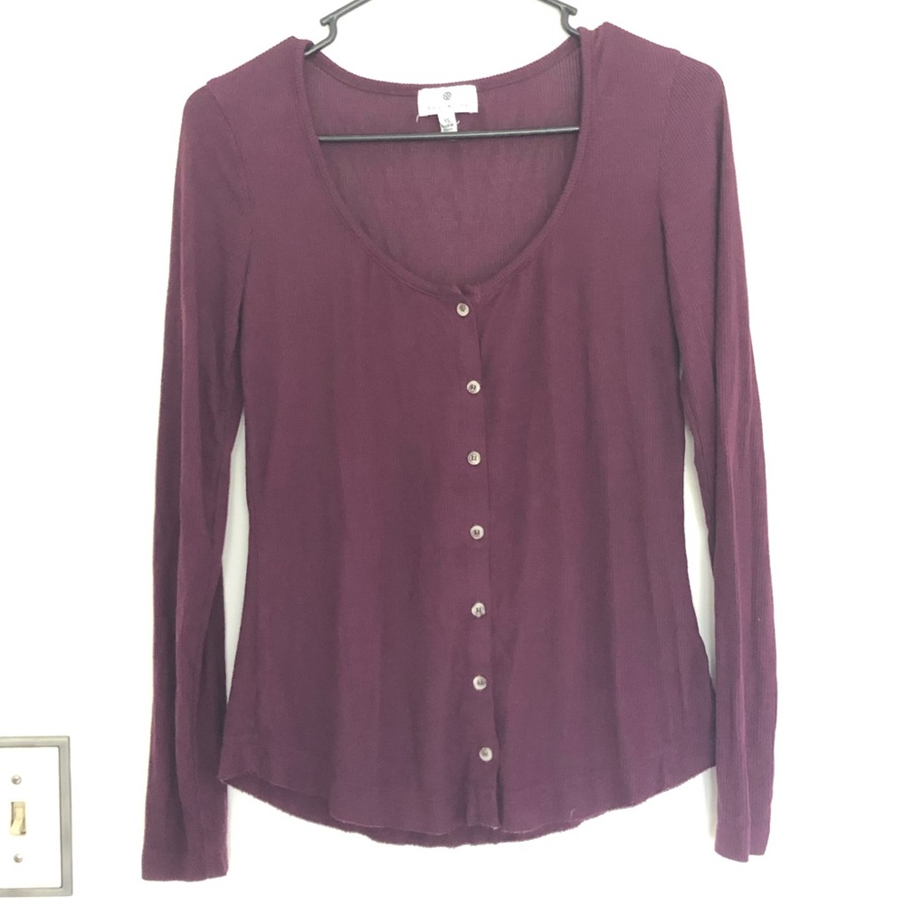 Socialite tee